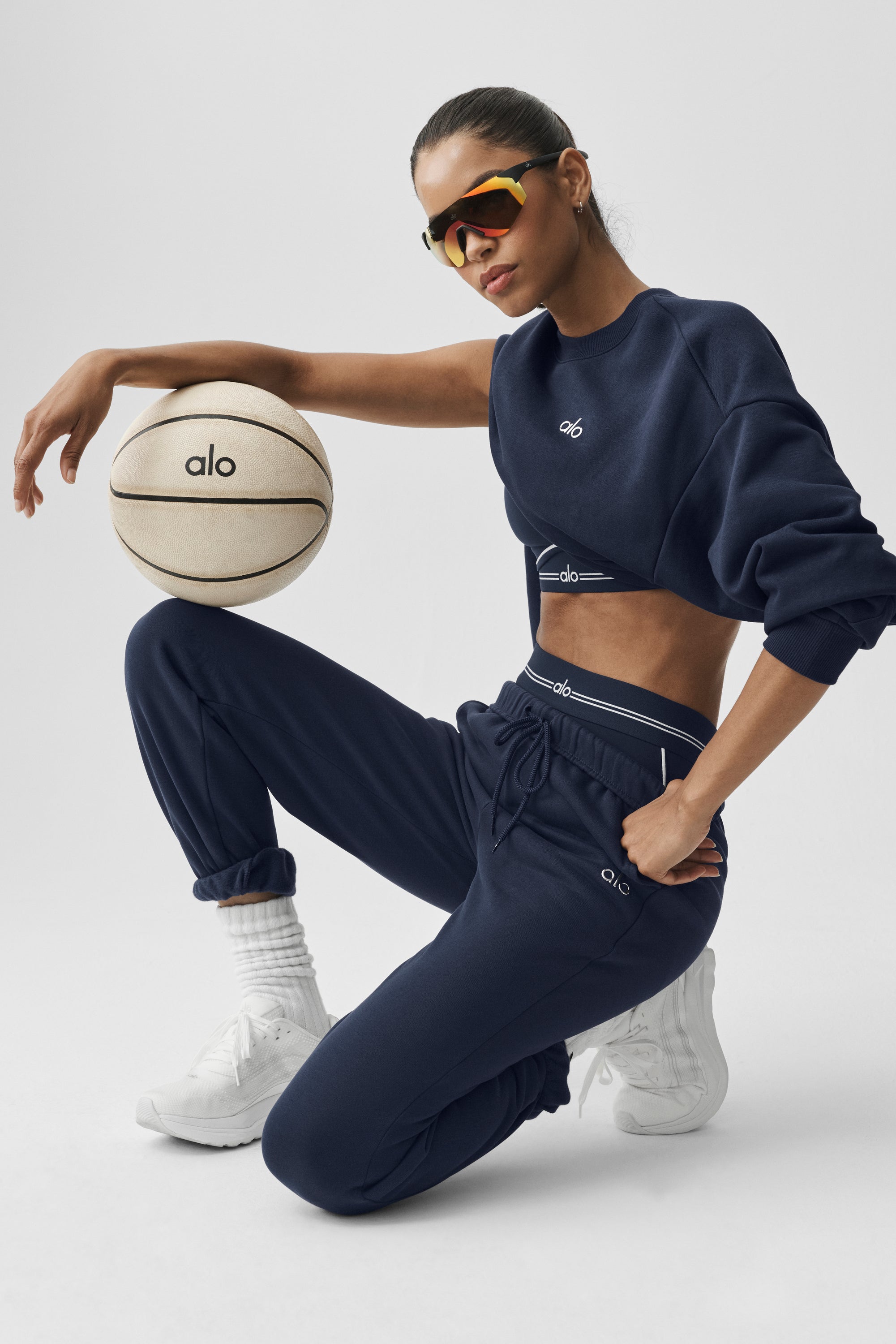 Accolade Sweatpant - Navy