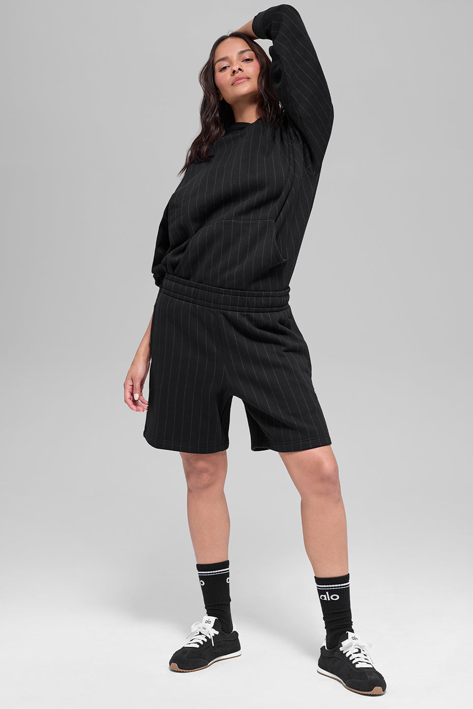 7"ALO  Pinstripe Short - Black Pinstripe