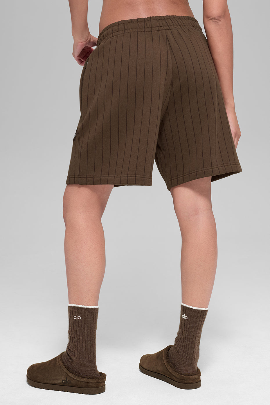 7" ALO Pinstripe Short - Espresso Pinstripe