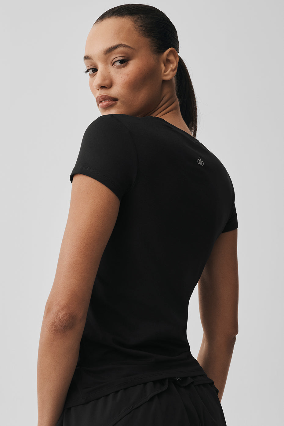 Finesse Tee - Black