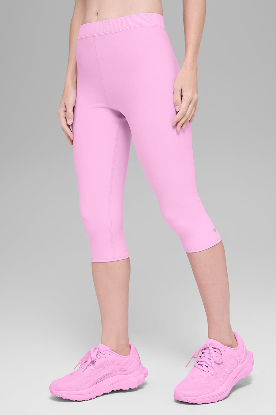 High-Waist Iconic 90's Capri - Candy Heart Pink