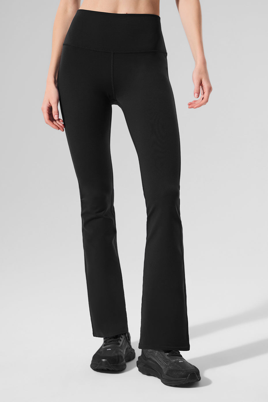 Airbrush High-Waist Bootcut Legging (Short) - Black
