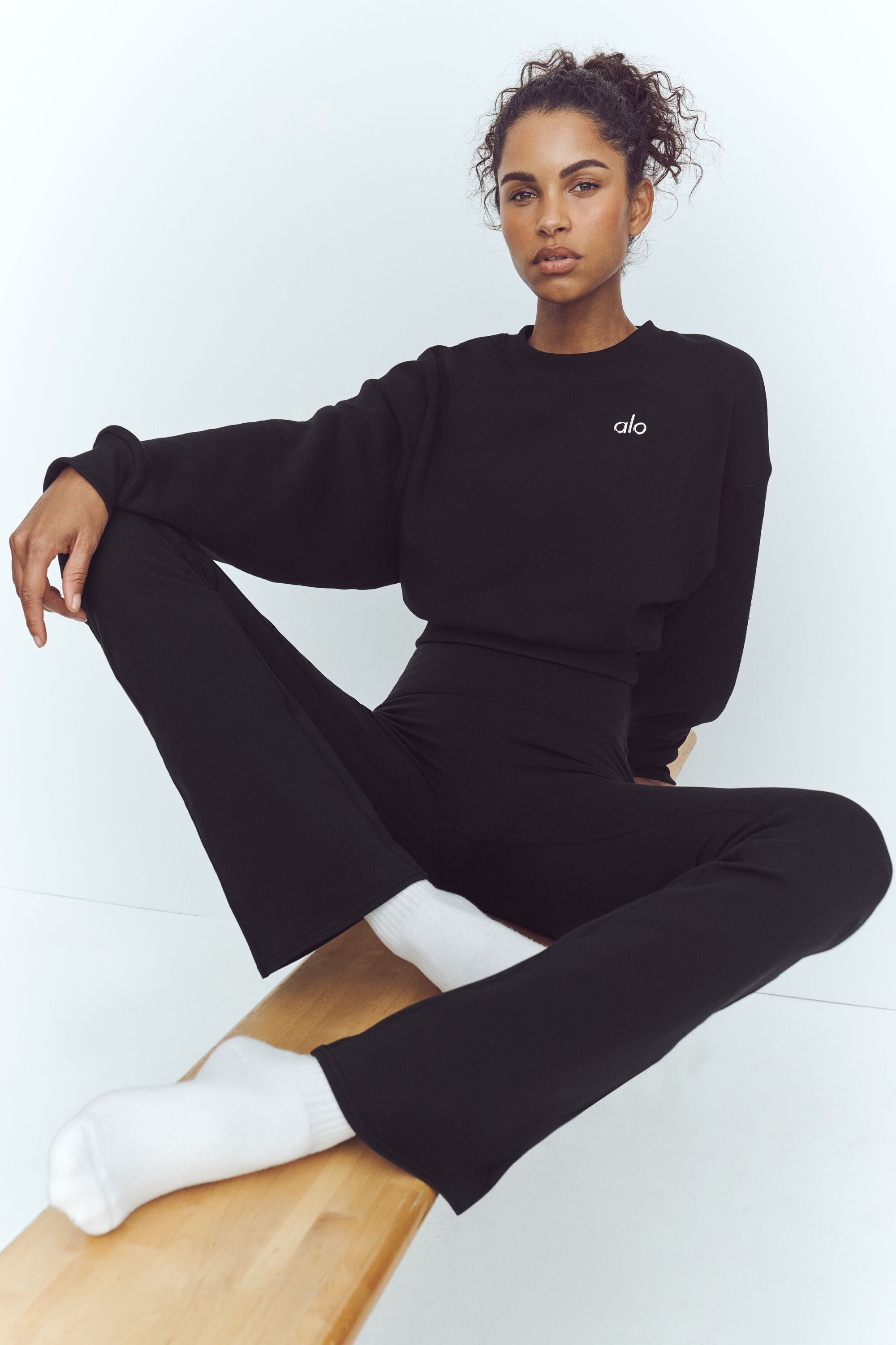 Airbrush High-Waist Bootcut Legging (Short) - Black