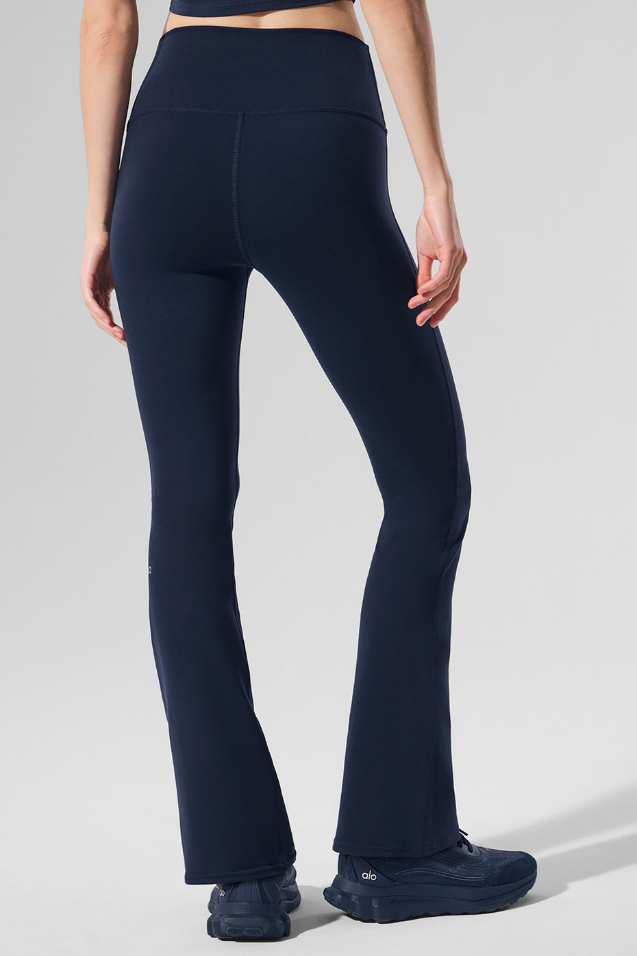 Airbrush High-Waist Bootcut Legging (Short) - Navy