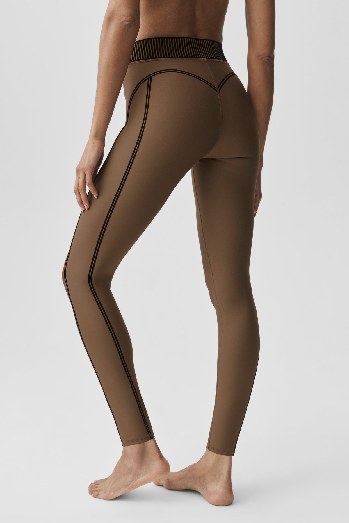 Airlift High-Waist 7/8 Line Up Legging - Java Brown