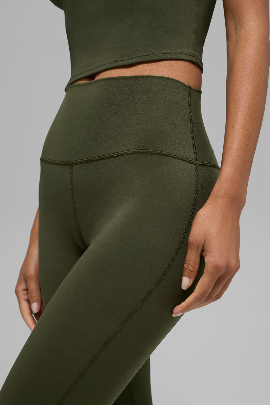 Softsculpt High-Waist Bootcut Legging - Green Olive