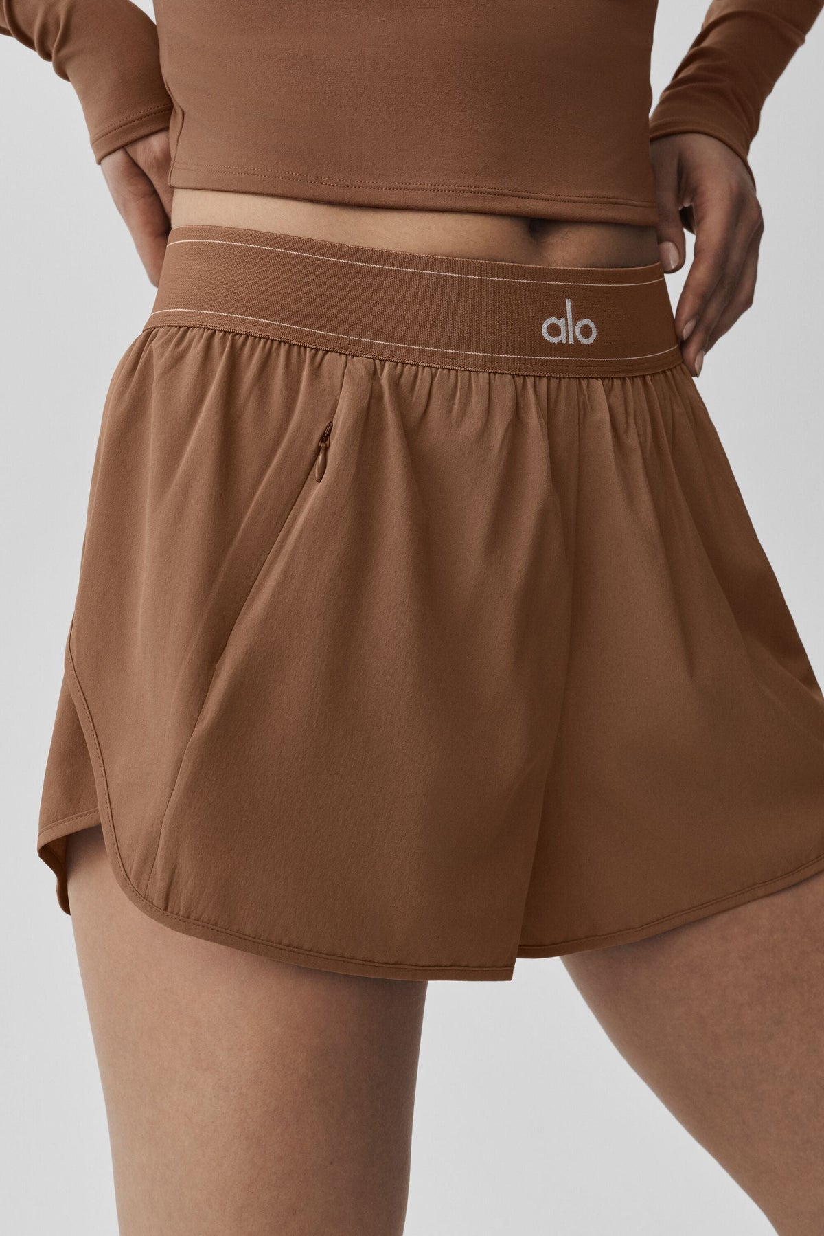 ALO Match Point Short - Sun Kissed Brown