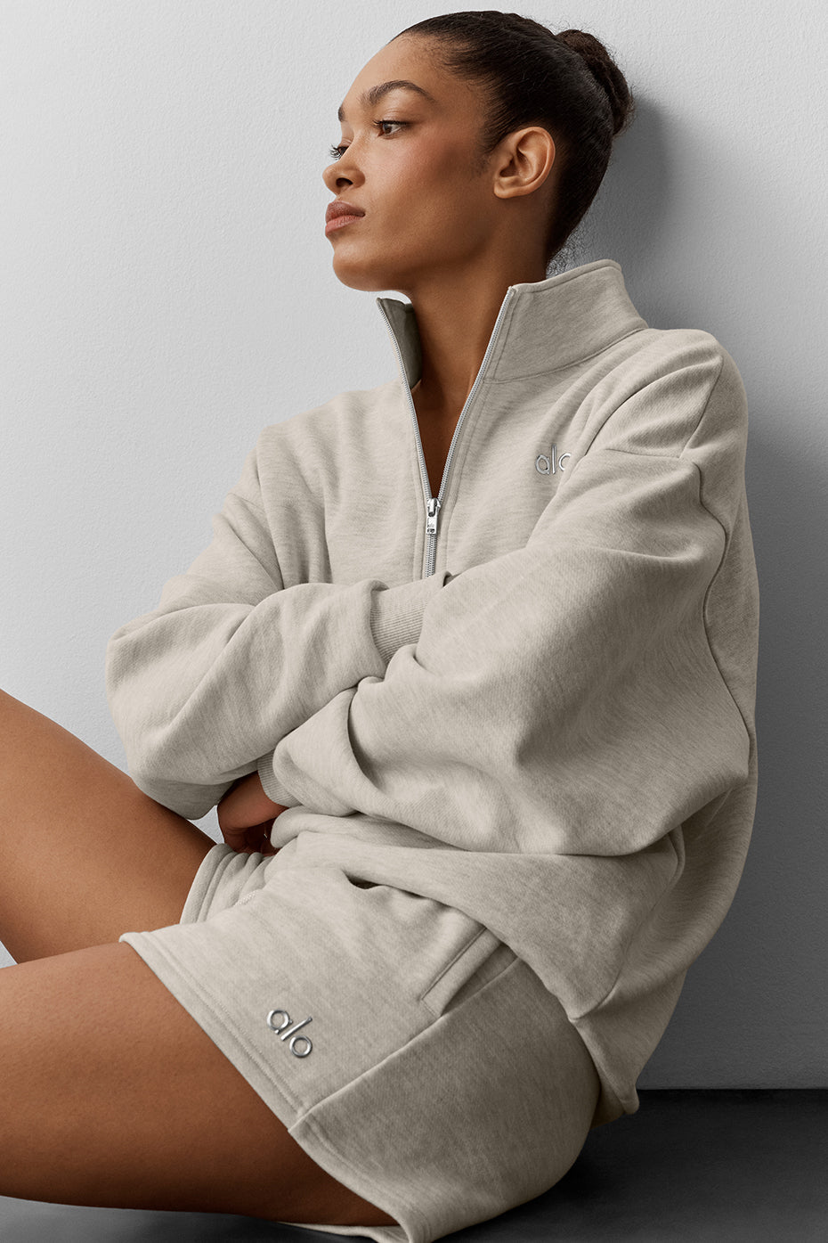 ALO Accolade Short - Oatmeal Heather