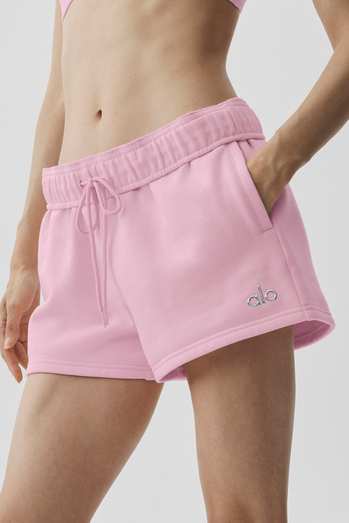 ALO Accolade Short - Pink Marshmallow
